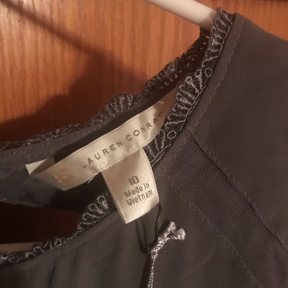 Dress - Picture 4 of 4